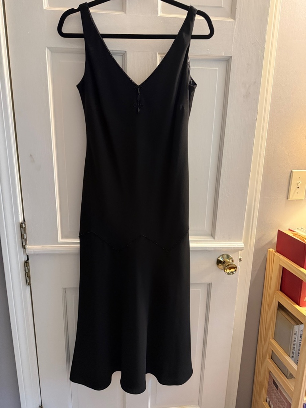 Evan Picone Black V-Neck Sleeveless Dress